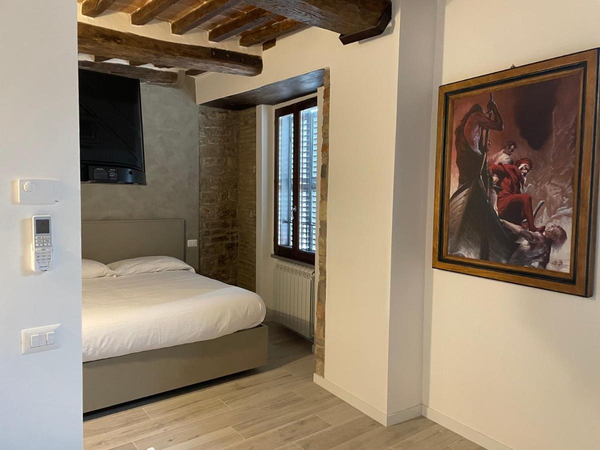 L'Inferno Di Dante Bed and Breakfast Gubbio Esterno foto